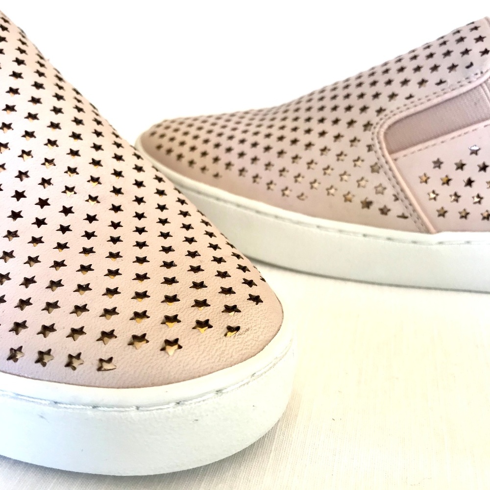 NEW Michael Kors Nude Pink Studded Slip On Shoes - Picture 4 of 6